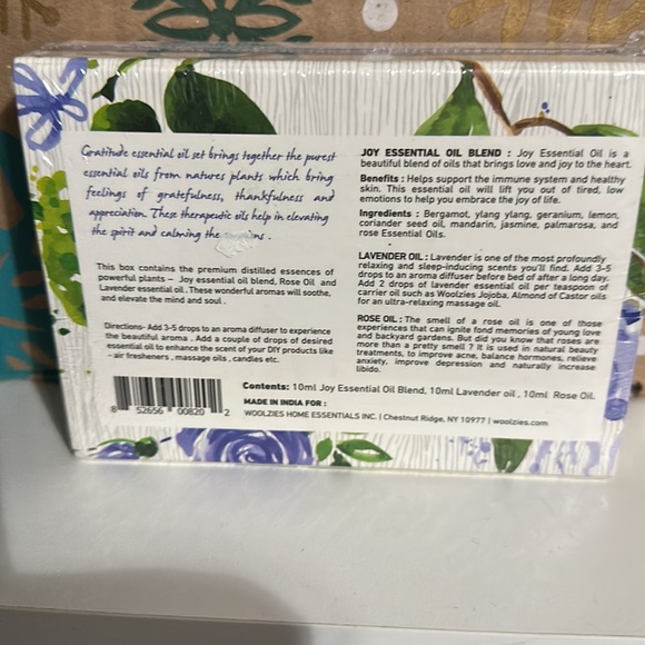 Essential oils - Picture 2 of 2